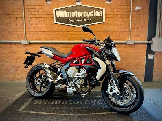 MV AGUSTA BRUTALE 800 